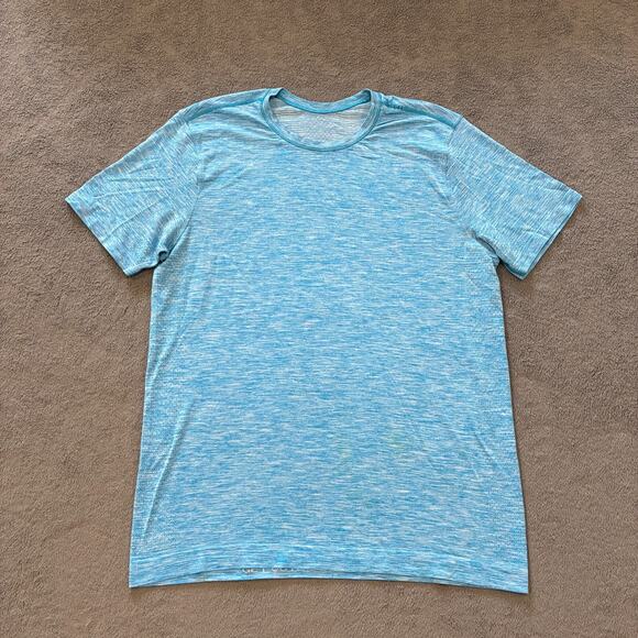 Lululmon Light Blue Swiftly Tech Crew Neck Shortsleeve Athletic Shirt Men Size L - Picture 1 of 9